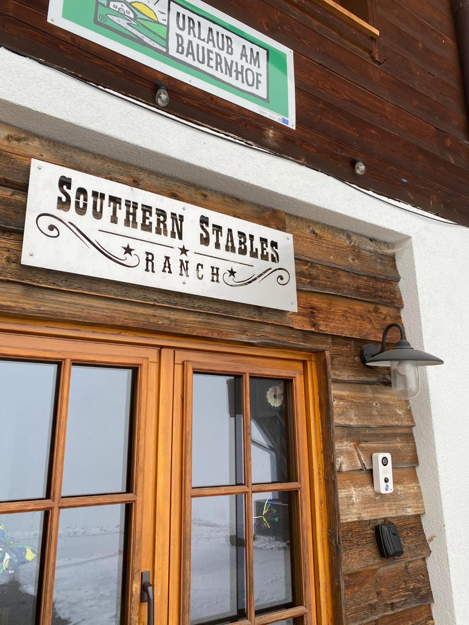 Southern Stables Ranch Bannberg 外观 照片
